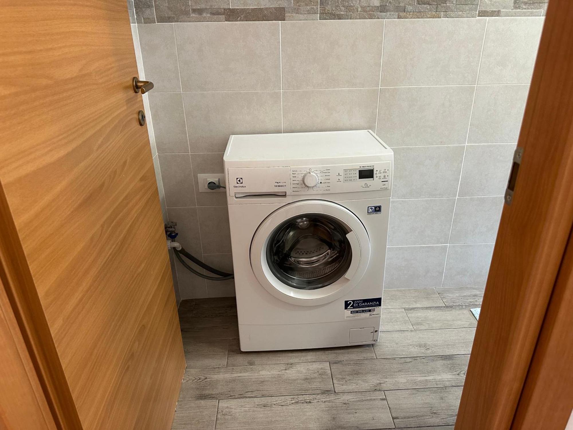 Confortevole Appartamento ミラノ エクステリア 写真